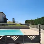 Les Hauts De - Clim Piscine Parking Wifi 2 Апартаменты