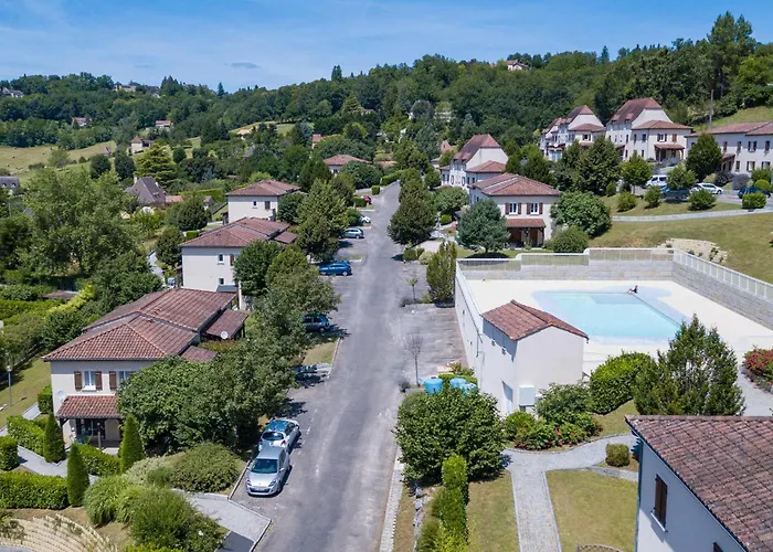 Les Hauts De - Clim Piscine Parking Wifi 2 Appartement *