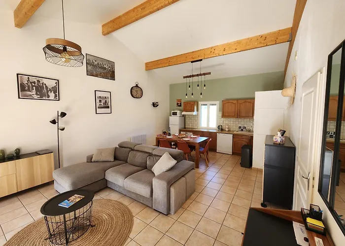 Appartement Les Hauts De - Clim Piscine Parking Wifi 2 *
